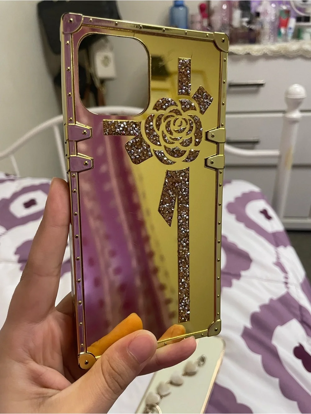 Gold Mirrored Crystal Phone Case & White Heart Bracelet Accent😆